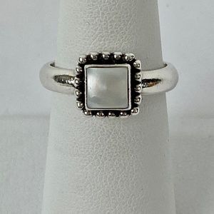 SILPADA BUTTON FRAME Mother Of Pearl MOP 925 Sterling Silver Ring Size 7.5 R1617